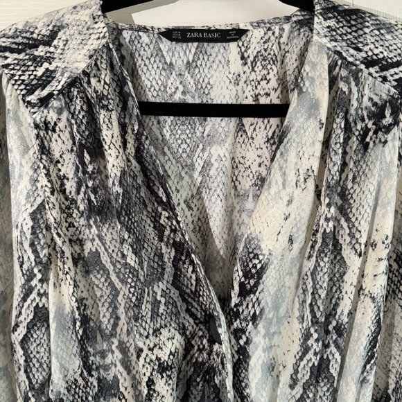 Zara short satin dress animal print, size M - Picture 3 of 4